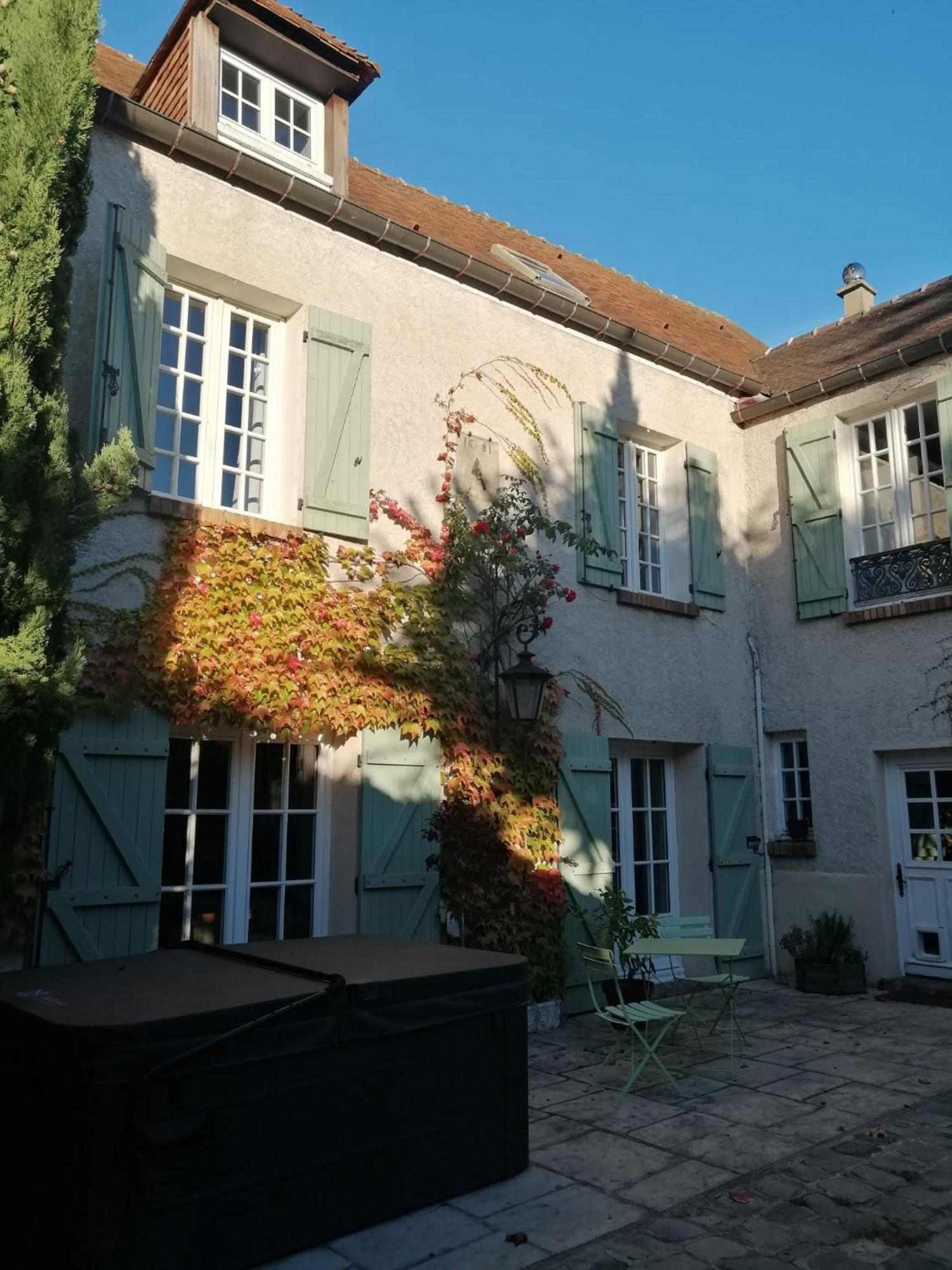 Maison D'Hotes La Source Bed and Breakfast Magny-les-Hameaux Exterior foto