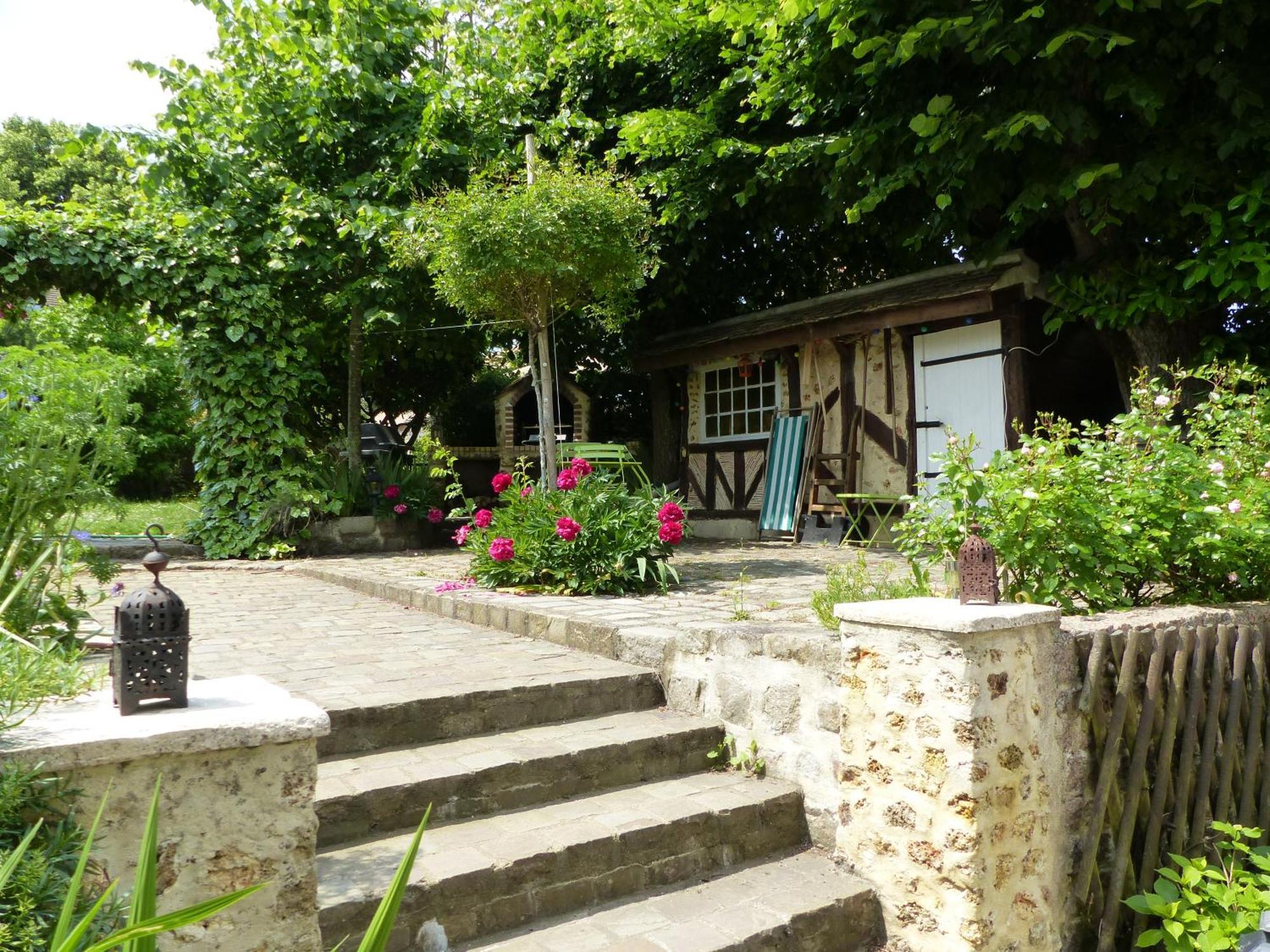 Maison D'Hotes La Source Bed and Breakfast Magny-les-Hameaux Exterior foto